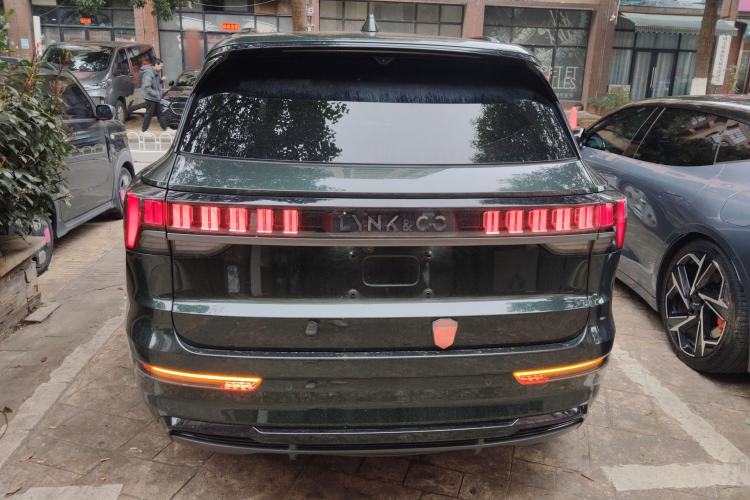 Used Lynk & Co 09 EM-P 2024 2.0TD EM-P Four-Wheel Drive ULTRA Six-Seater Rear