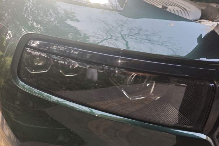 Used Lynk & Co 09 EM-P 2024 2.0TD EM-P Four-Wheel Drive ULTRA Six-Seater Right Front Headlight