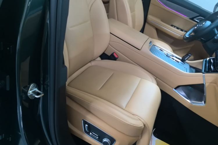 Used Lynk & Co 09 EM-P 2024 2.0TD EM-P Four-Wheel Drive ULTRA Six-Seater Right Front Seat