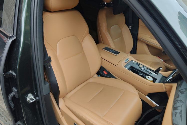 Used Lynk & Co 09 EM-P 2024 2.0TD EM-P Four-Wheel Drive ULTRA Six-Seater Right Front Seat