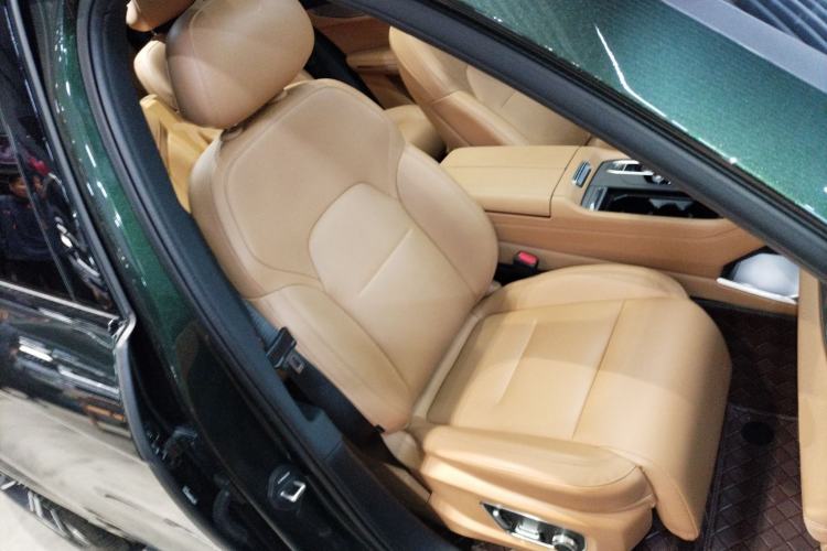 Used Lynk & Co 09 EM-P 2024 2.0TD EM-P Four-Wheel Drive HALO Six-Seater Right Front Seat