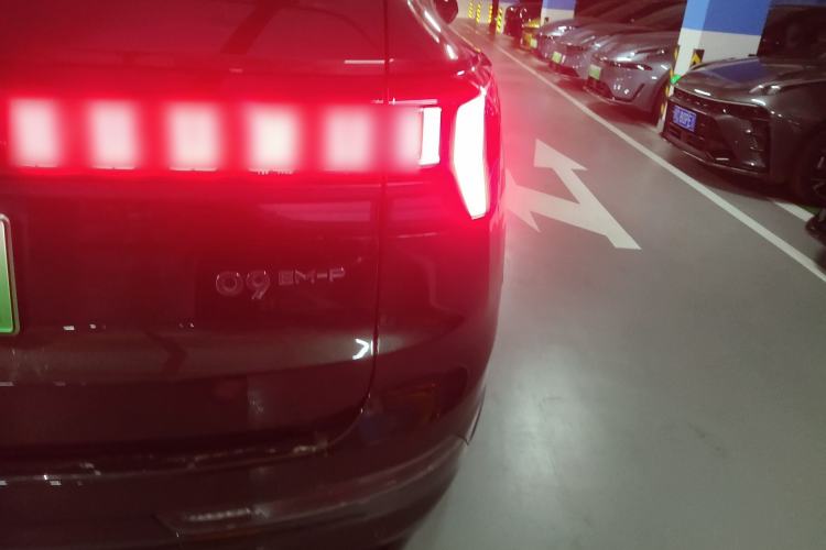 Used Lynk & Co 09 EM-P 2024 2.0TD EM-P Four-Wheel Drive ULTRA Six-Seater Right Rear Taillight