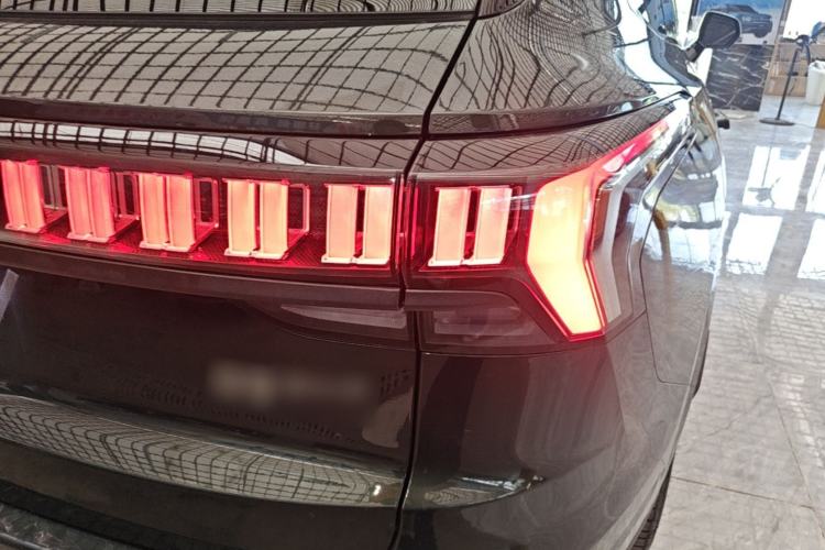 Used Lynk & Co 09 EM-P 2024 2.0TD EM-P Four-Wheel Drive HALO Six-Seater Right Rear Taillight