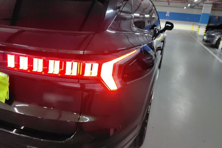 Used Lynk & Co 09 EM-P 2024 2.0TD EM-P Four-Wheel Drive ULTRA Six-Seater Right Rear Taillight