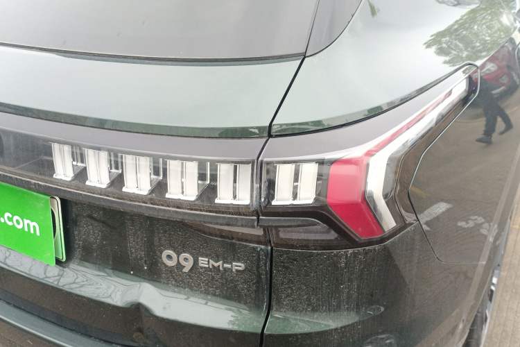 Used Lynk & Co 09 EM-P 2024 2.0TD EM-P Four-Wheel Drive ULTRA Six-Seater Right Rear Taillight