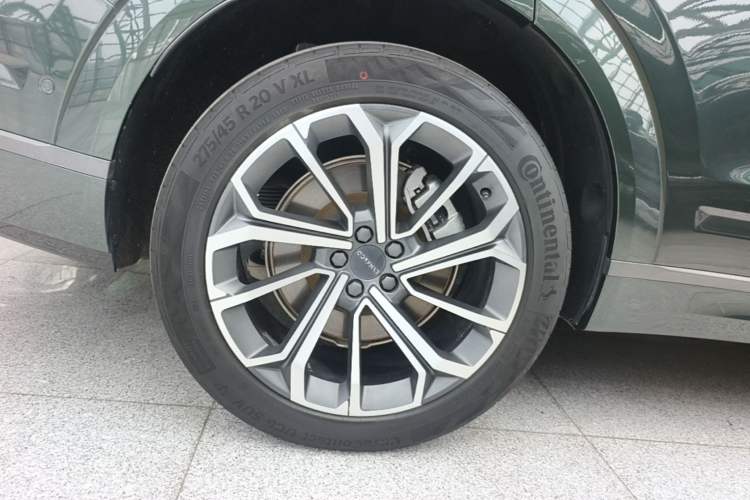 Used Lynk & Co 09 EM-P 2024 2.0TD EM-P Four-Wheel Drive ULTRA Six-Seater Right Rear Wheel Hub