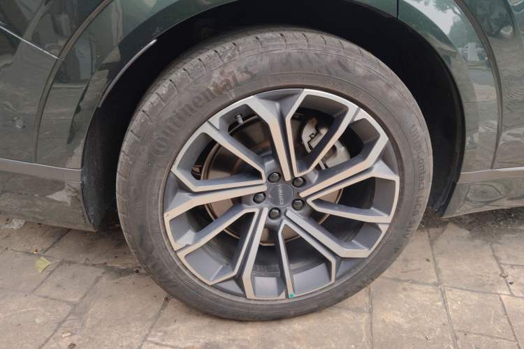Used Lynk & Co 09 EM-P 2024 2.0TD EM-P Four-Wheel Drive ULTRA Six-Seater Right Rear Wheel Hub
