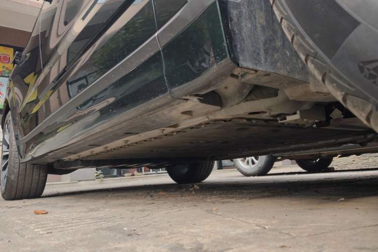 Used Lynk & Co 09 EM-P 2024 2.0TD EM-P Four-Wheel Drive ULTRA Six-Seater Right Side Sill
