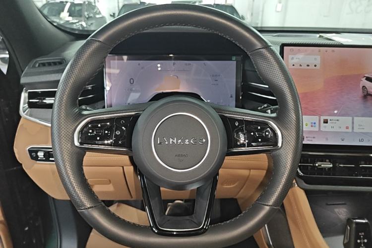 Used Lynk & Co 09 EM-P 2024 2.0TD EM-P Four-Wheel Drive ULTRA Six-Seater Steering Wheel