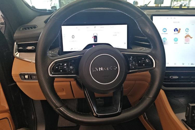 Used Lynk & Co 09 EM-P 2024 2.0TD EM-P Four-Wheel Drive HALO Six-Seater Steering Wheel