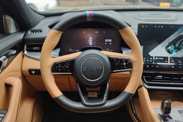 Used Lynk & Co 09 EM-P 2024 2.0TD EM-P Four-Wheel Drive ULTRA Six-Seater Steering Wheel