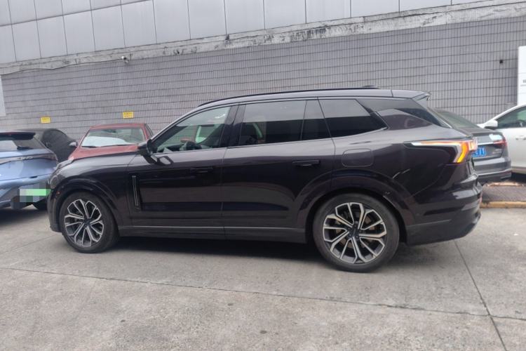 Used Lynk & Co 09 EM-P 2024 2.0TD EM-P Four-Wheel Drive ULTRA Six-Seater Exterior 3