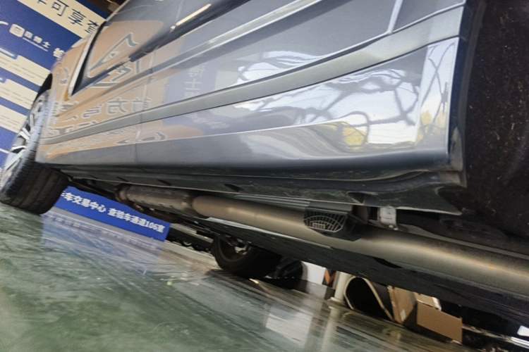 Used Lynk & Co 09 EM-P 2024 2.0TD EM-P Four-Wheel Drive HALO Six-Seater Left Side Sill