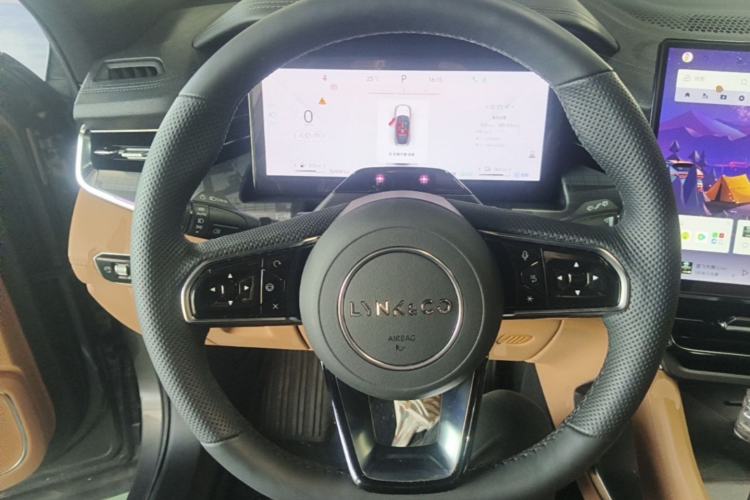 Used Lynk & Co 09 EM-P 2024 2.0TD EM-P Four-Wheel Drive HALO Six-Seater Steering Wheel