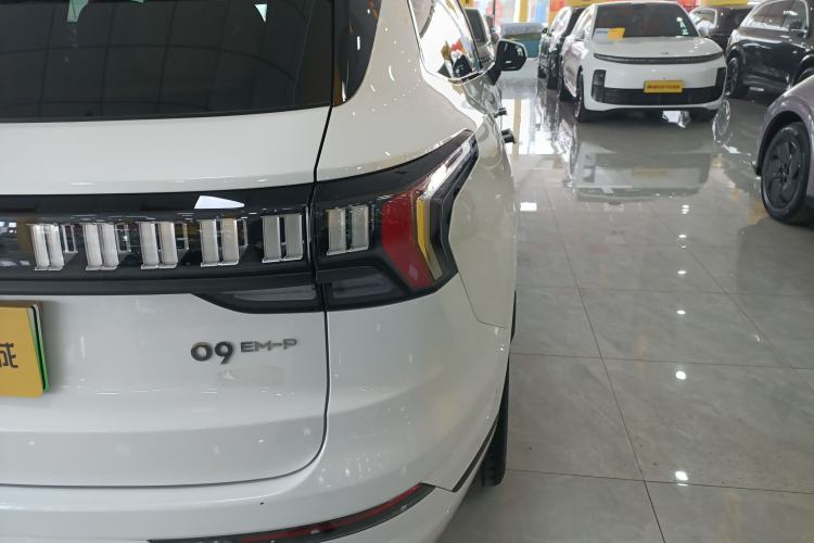 Used Lynk & Co 09 EM-P 2024 2.0TD EM-P Four-Wheel Drive ULTRA Six-Seater Exterior 6
