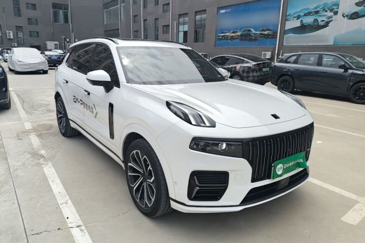 Used Lynk & Co 09 EM-P 2024 2.0TD EM-P Four-Wheel Drive ULTRA Six-Seater Front Right 45 Deg
