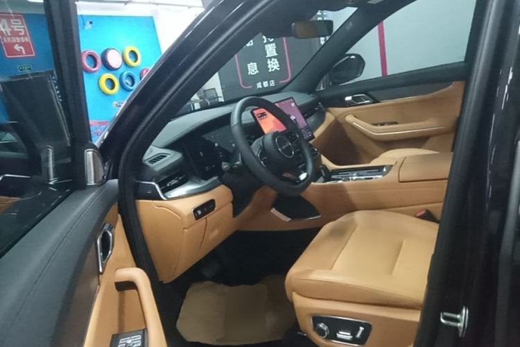 Used Lynk & Co 09 EM-P 2025 2.0TD EM-P Four-Wheel Drive Max Five Seats Driver Seat