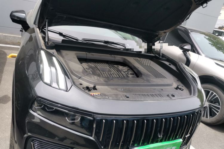 Used Lynk & Co 09 EM-P 2025 2.0TD EM-P Four-Wheel Drive Max Five Seats Engine Bay