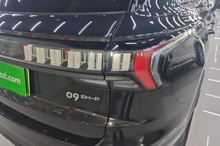 Used Lynk & Co 09 EM-P 2025 2.0TD EM-P Four-Wheel Drive Max Five Seats Exterior 3