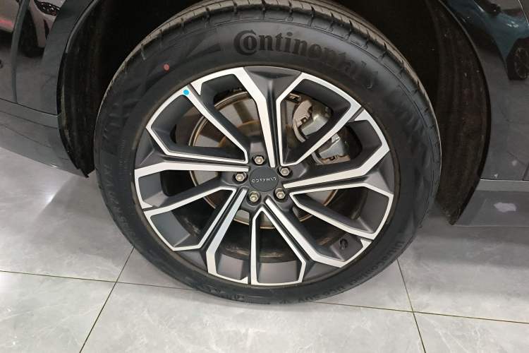 Used Lynk & Co 09 EM-P 2025 2.0TD EM-P Four-Wheel Drive Max Five Seats Exterior 3