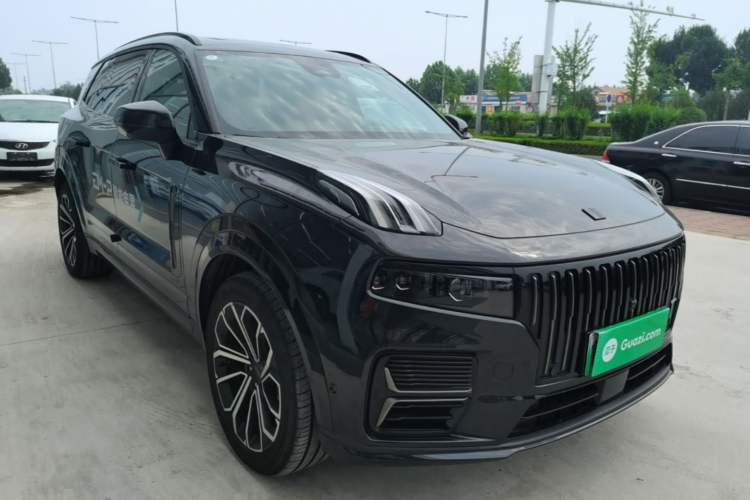 Used Lynk & Co 09 EM-P 2025 2.0TD EM-P Four-Wheel Drive Max Five Seats Front Right 45 Deg