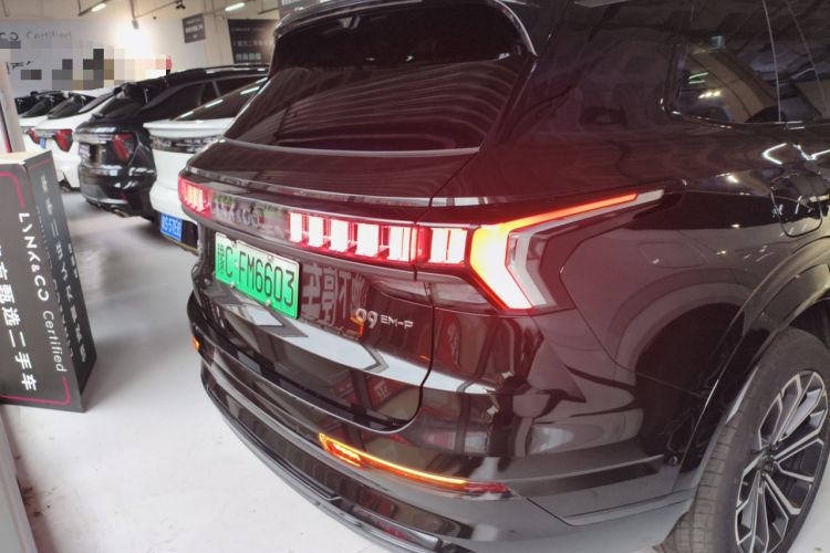 Used Lynk & Co 09 EM-P 2025 2.0TD EM-P Four-Wheel Drive Max Five Seats Rear