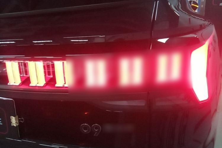 Used Lynk & Co 09 EM-P 2025 2.0TD EM-P Four-Wheel Drive Max Five Seats Right Rear Taillight
