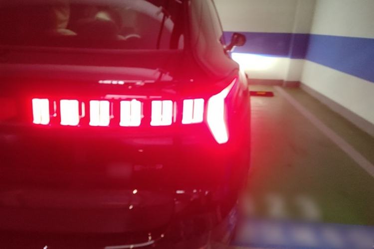 Used Lynk & Co 09 EM-P 2025 2.0TD EM-P Four-Wheel Drive Max Five Seats Right Rear Taillight