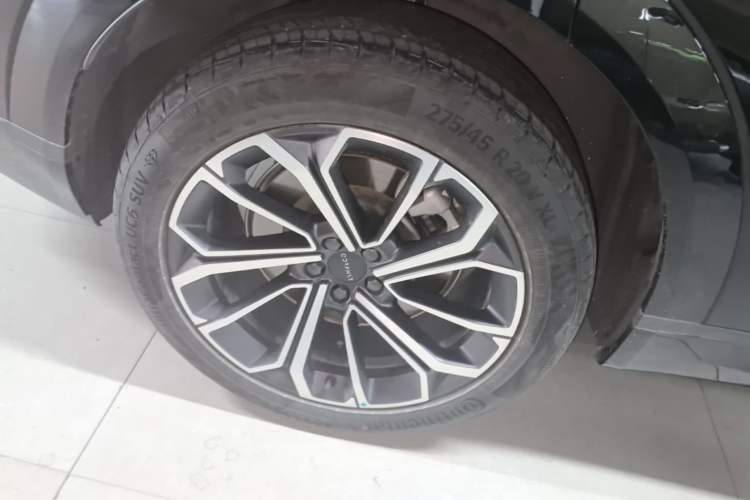 Used Lynk & Co 09 EM-P 2025 2.0TD EM-P Four-Wheel Drive Max Five Seats Right Rear Wheel Hub
