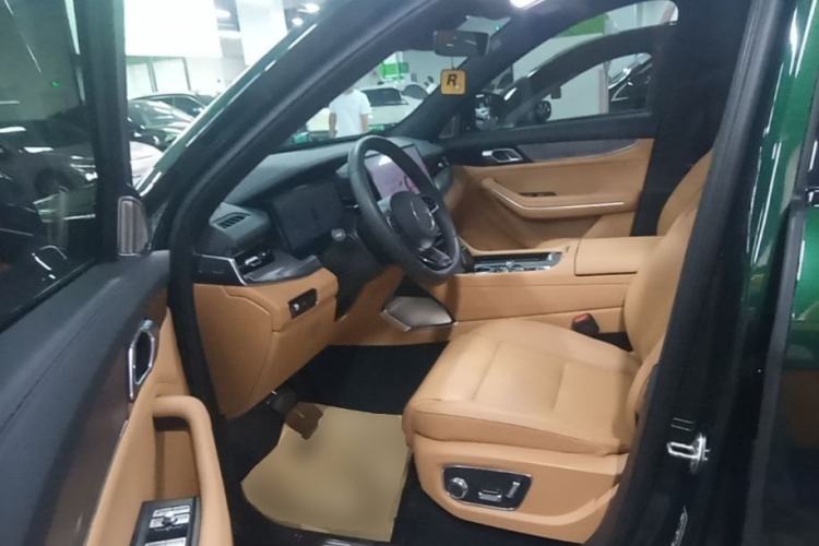 Used Lynk & Co 09 EM-P 2025 2.0TD EM-P Four-Wheel Drive Max Five Seats Driver Seat