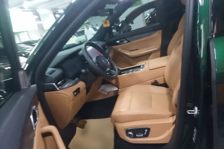Used Lynk & Co 09 EM-P 2025 2.0TD EM-P Four-Wheel Drive Max Five Seats Left Front Seat
