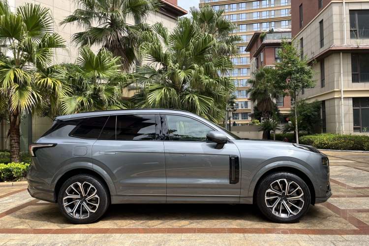 Used Lynk & Co 09 EM-P 2025 2.0TD EM-P Four-Wheel Drive Max Five Seats Exterior 8