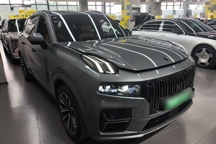Used Lynk & Co 09 EM-P 2025 2.0TD EM-P Four-Wheel Drive Max Five Seats Front Right 45 Deg