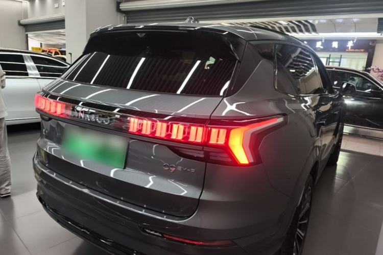 Used Lynk & Co 09 EM-P 2025 2.0TD EM-P Four-Wheel Drive Max Five Seats Rear Right 45 Deg