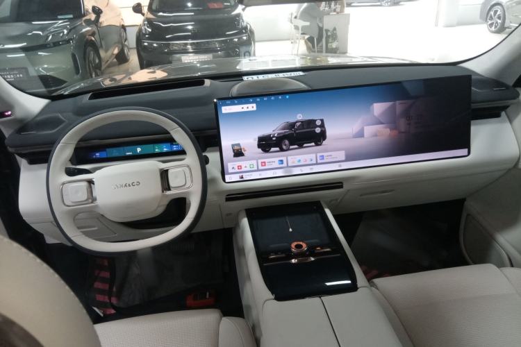 Used Lynk & Co 900 2025 2.0T Exploration Edition Center Console