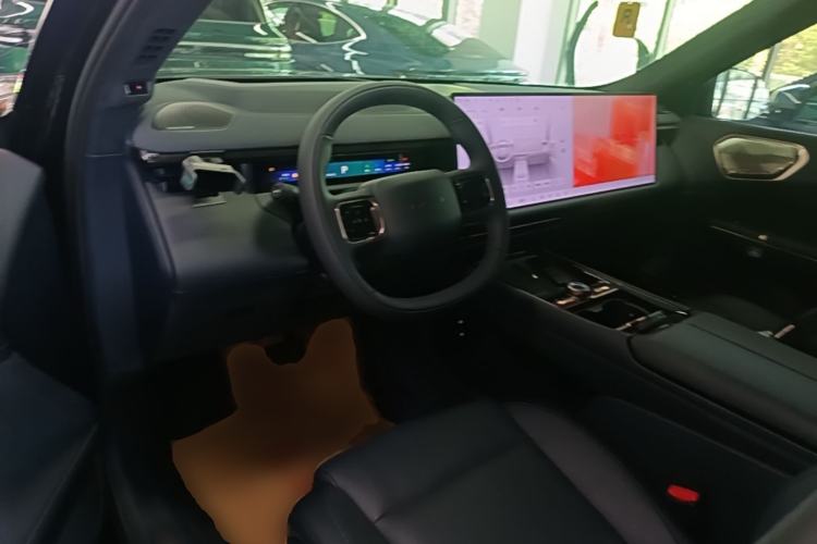 Used Lynk & Co 900 2025 2.0T Exploration Edition Center Console