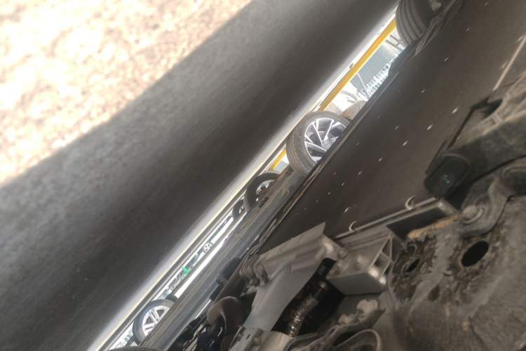 Used Lynk & Co 900 2025 2.0T Exploration Edition Chassis Front Right