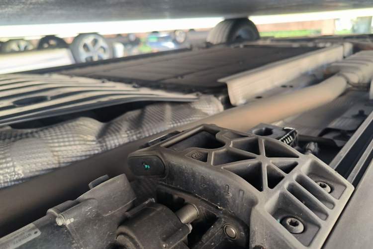Used Lynk & Co 900 2025 1.5T Ultra Chassis Rear Left