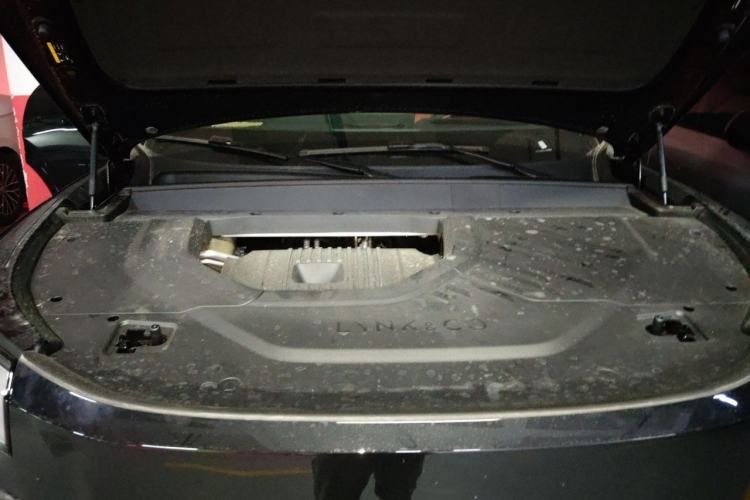 Used Lynk & Co 900 2025 2.0T Ultra Engine Bay