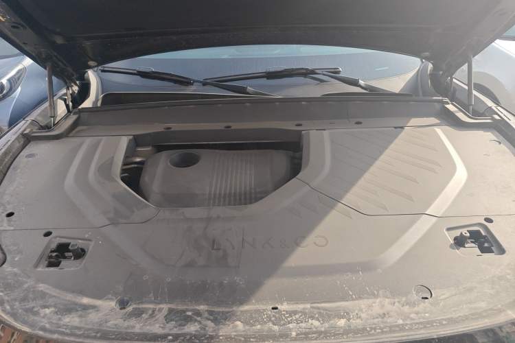 Used Lynk & Co 900 2025 1.5T Ultra Engine Bay