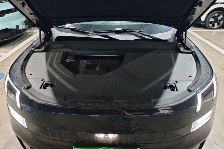 Used Lynk & Co 900 2025 2.0T Ultra Engine Bay