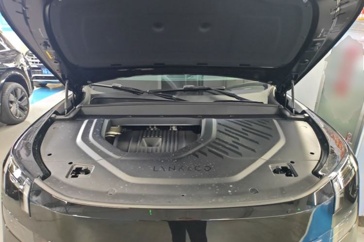 Used Lynk & Co 900 2025 2.0T Ultra Engine Bay