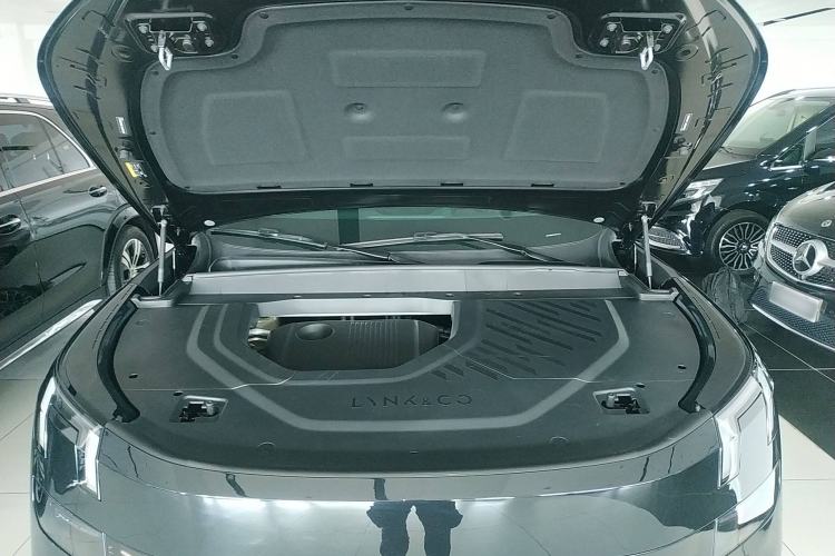 Used Lynk & Co 900 2025 1.5T Ultra Engine Bay