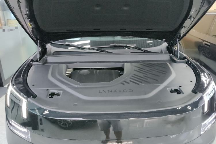 Used Lynk & Co 900 2025 1.5T Ultra Engine Bay