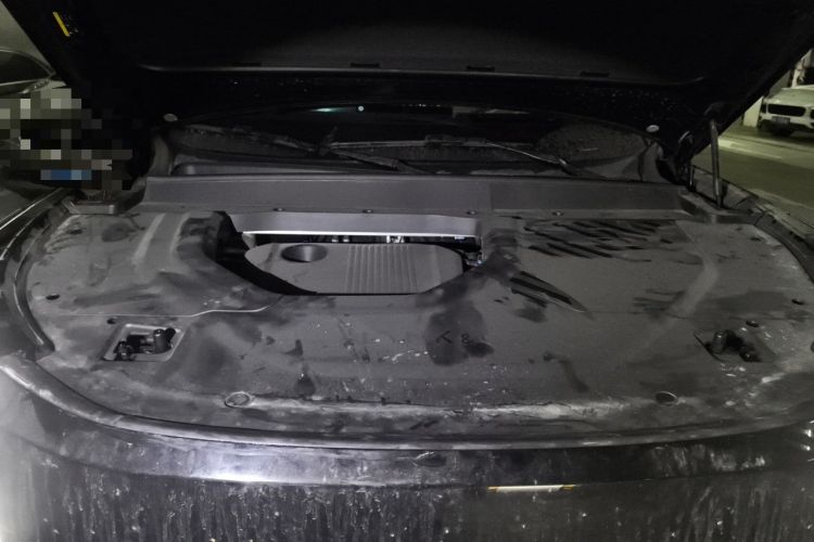 Used Lynk & Co 900 2025 1.5T Ultra Engine Bay