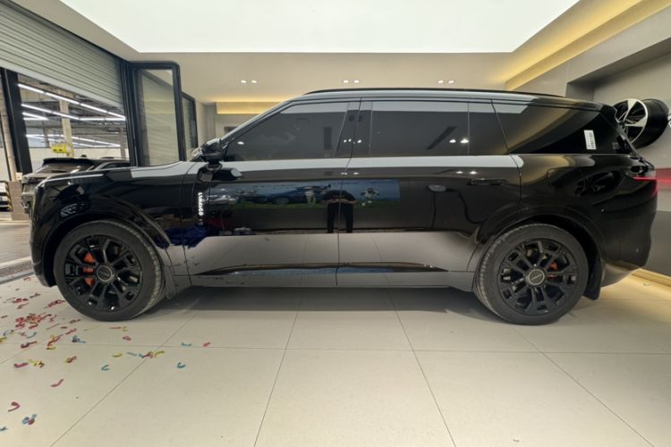 Used Lynk & Co 900 2025 2.0T Ultra Exterior 1