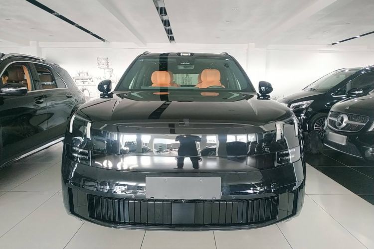 Used Lynk & Co 900 2025 1.5T Ultra Exterior 1