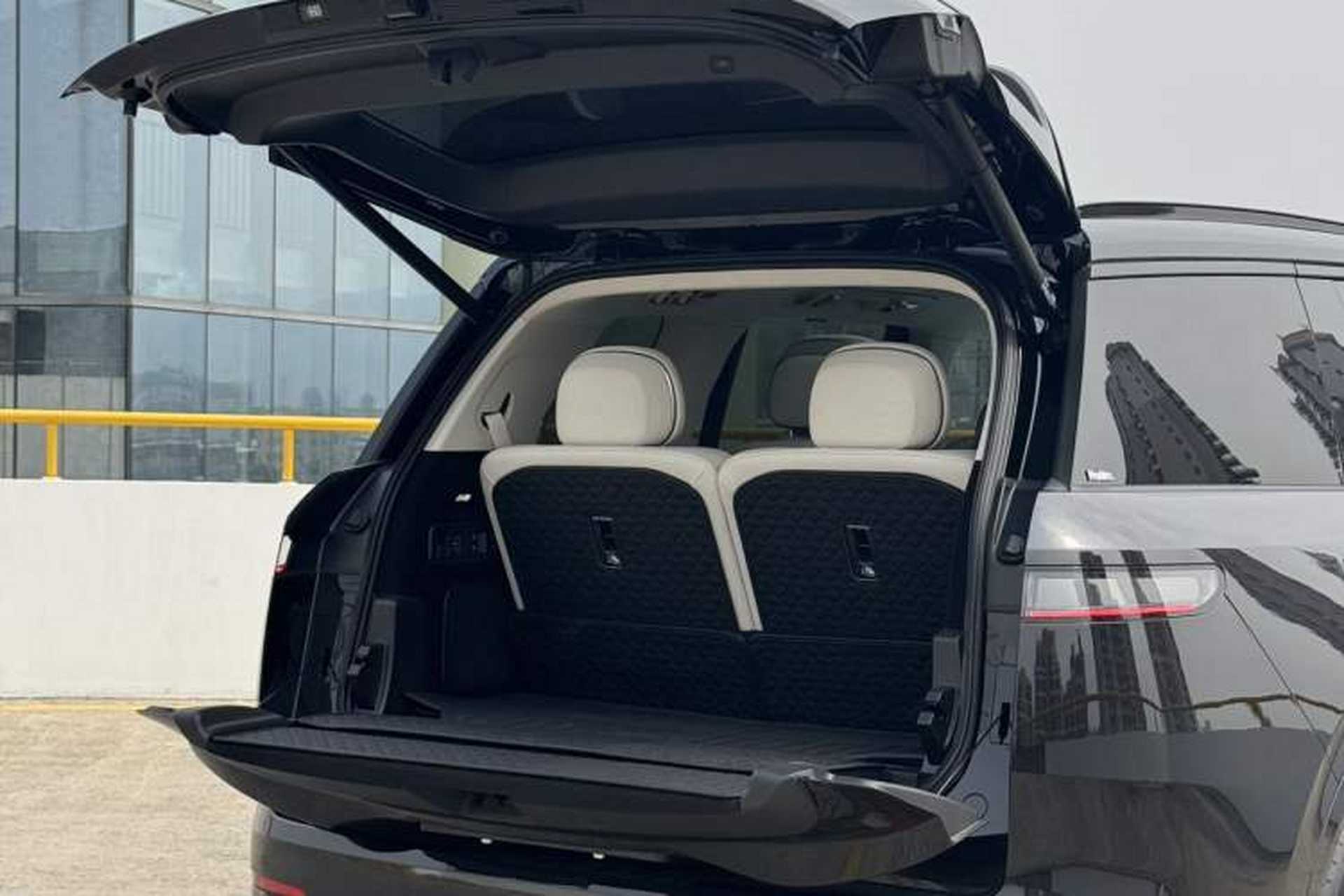 Used Lynk & Co 900 2025 2.0T Ultra Exterior 10