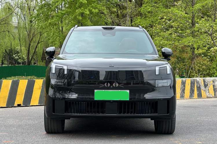 Used Lynk & Co 900 2025 1.5T Ultra Exterior 2