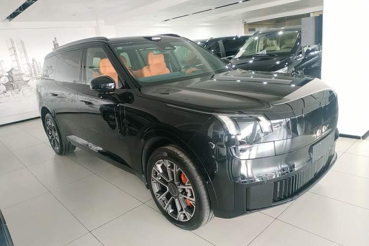 Used Lynk & Co 900 2025 1.5T Ultra Exterior 2
